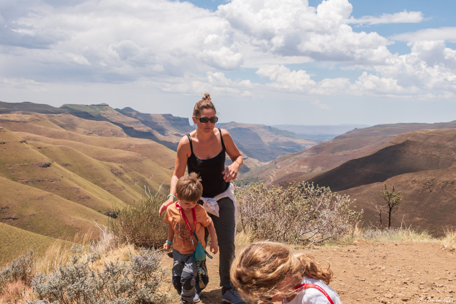 Pause en route pour le Sani Pass : seul passage pour le royaume du ciel du Lesotho depuis le Drakensberg