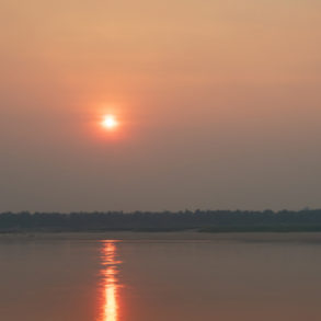 coucher de soleil sur le Mékong Cambodge Kratie dauphins d'Irrawaddy