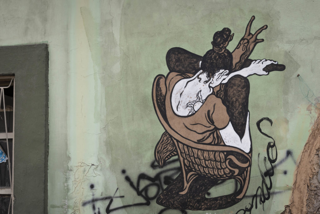 street art dans les rues de la ville coloniale de Cuenca en Equateur