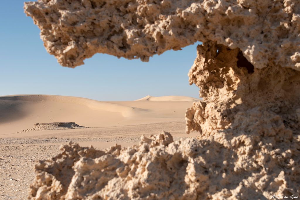 formation calcaire en egypte dans le désert du Sahara proche de Siwa