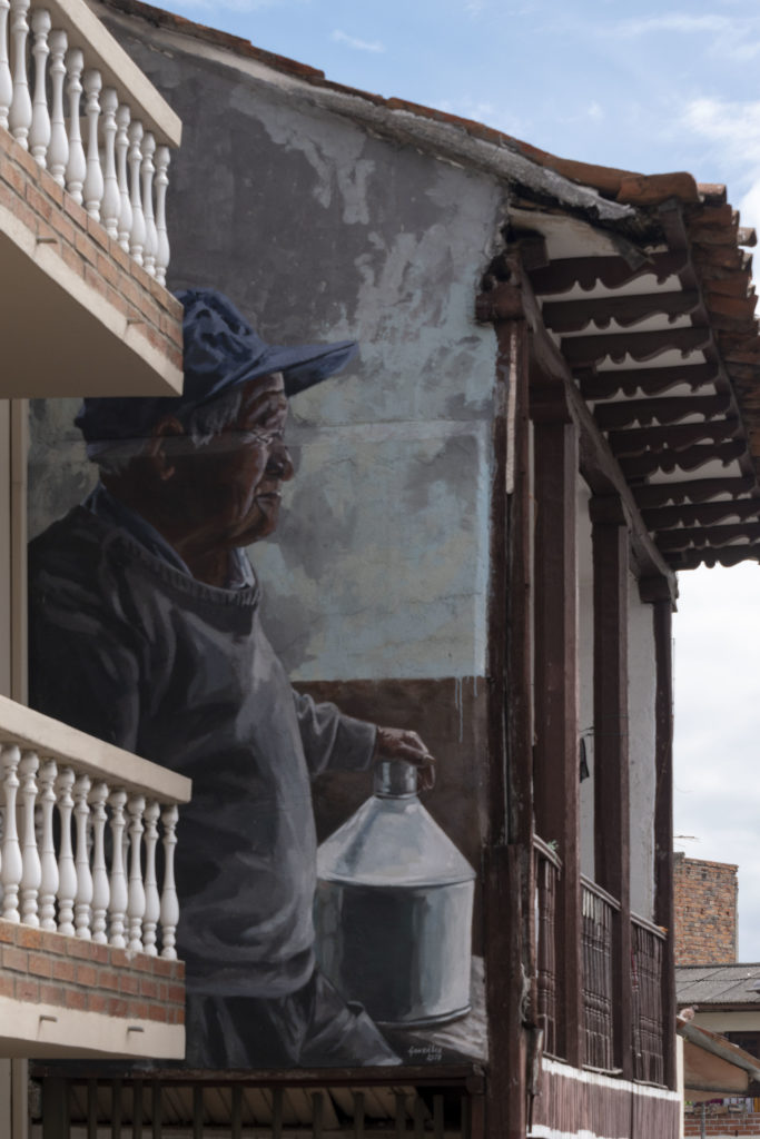 street art dans le marché de Cuenca : la ville colonilae d' Equateur