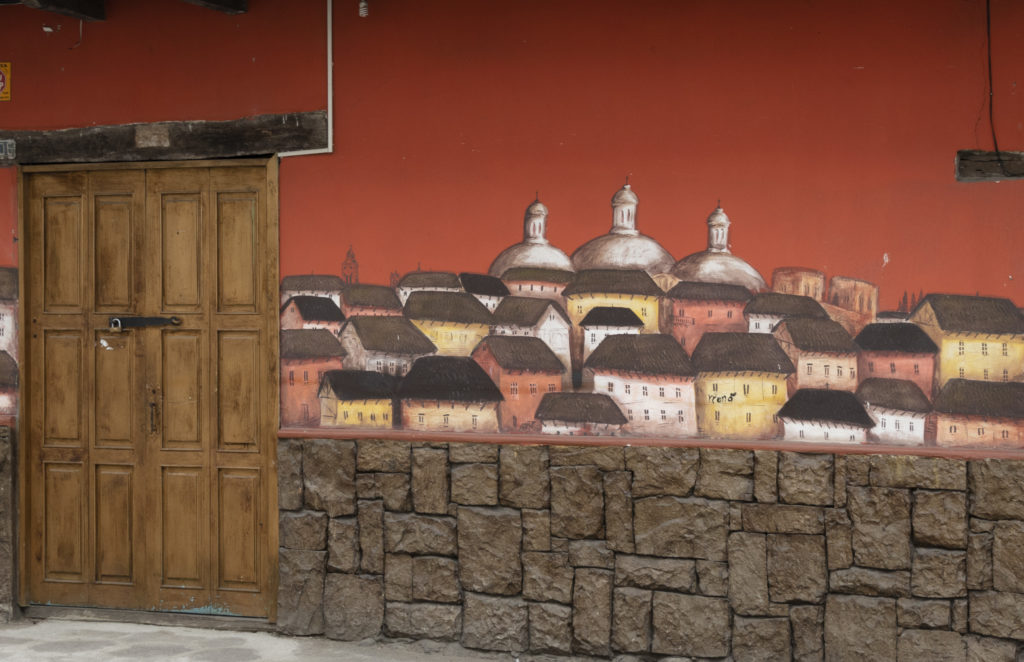 peinture murale de Cuenca : la ville colonilae d' Equateur